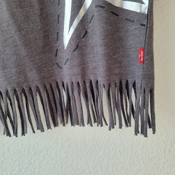 Levi's Girl's Charcoal Gray Western Fringe Star Theme Top Size Medium NWT Rodeo - Picture 3 of 8